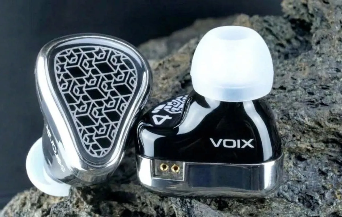 MEMS-Voix 4 in-ear monitors